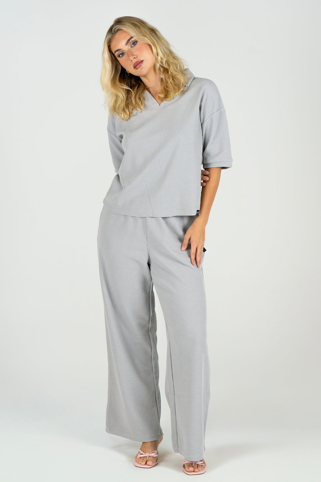 V-Neck Waffle Set