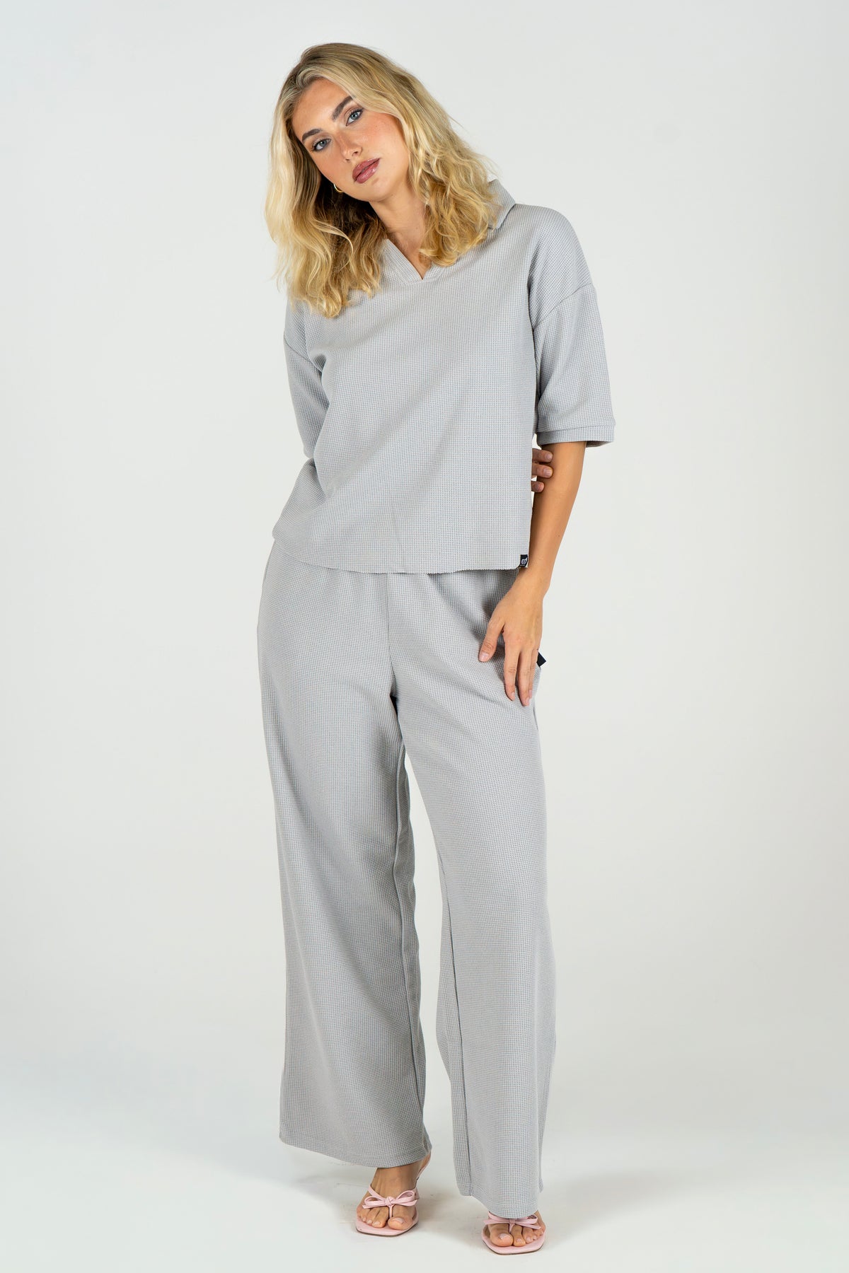 V-Neck Waffle Set