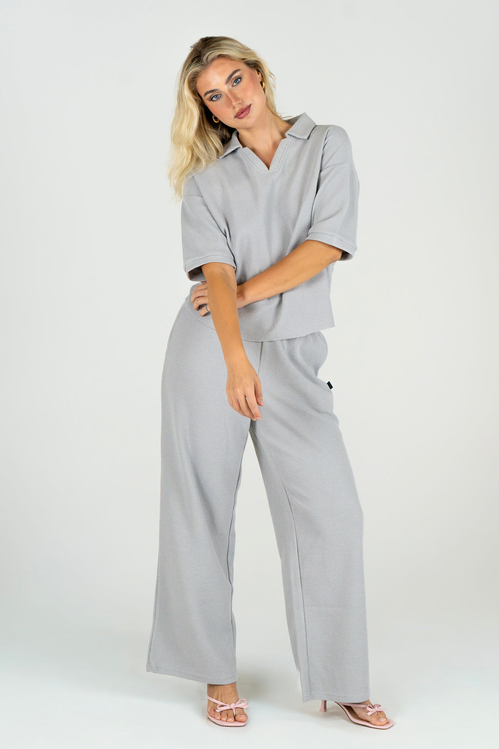 V-Neck Waffle Set