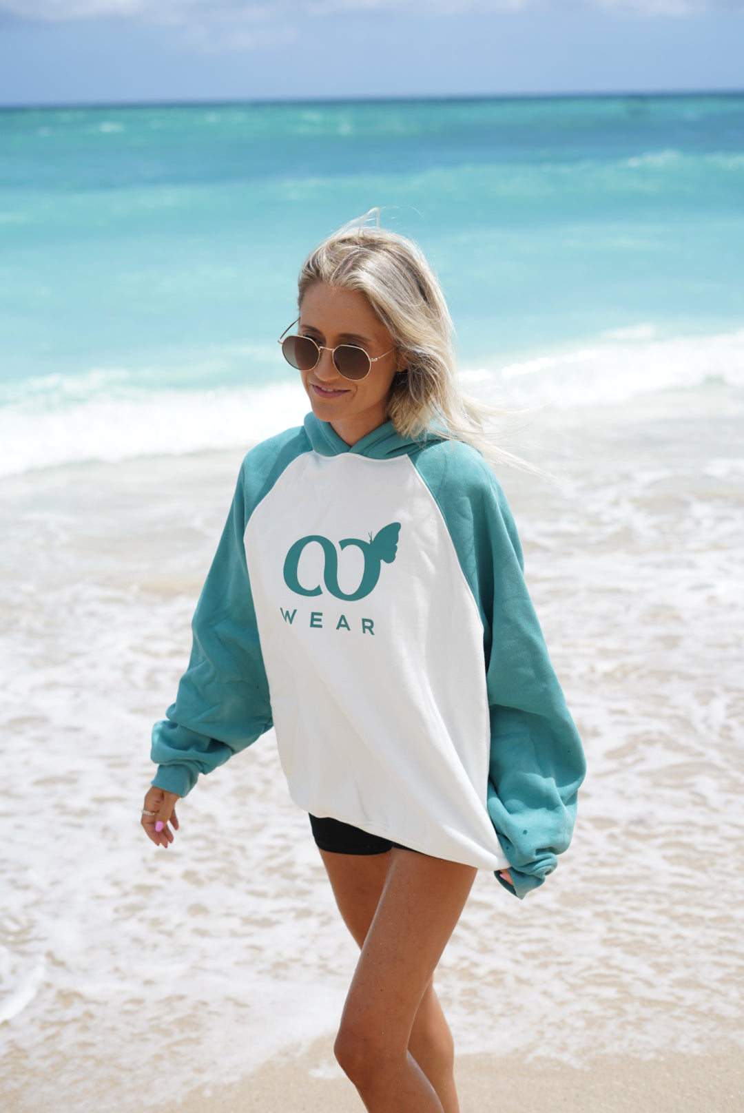 Signature Pullover Hoodie