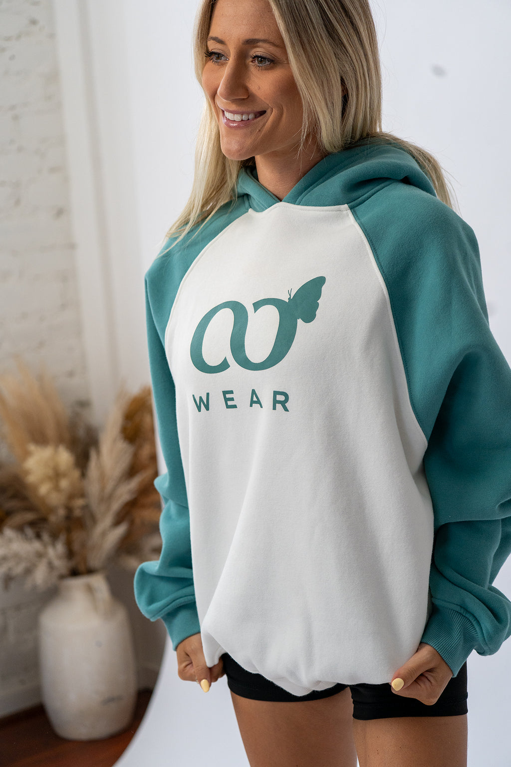 Signature Pullover Hoodie