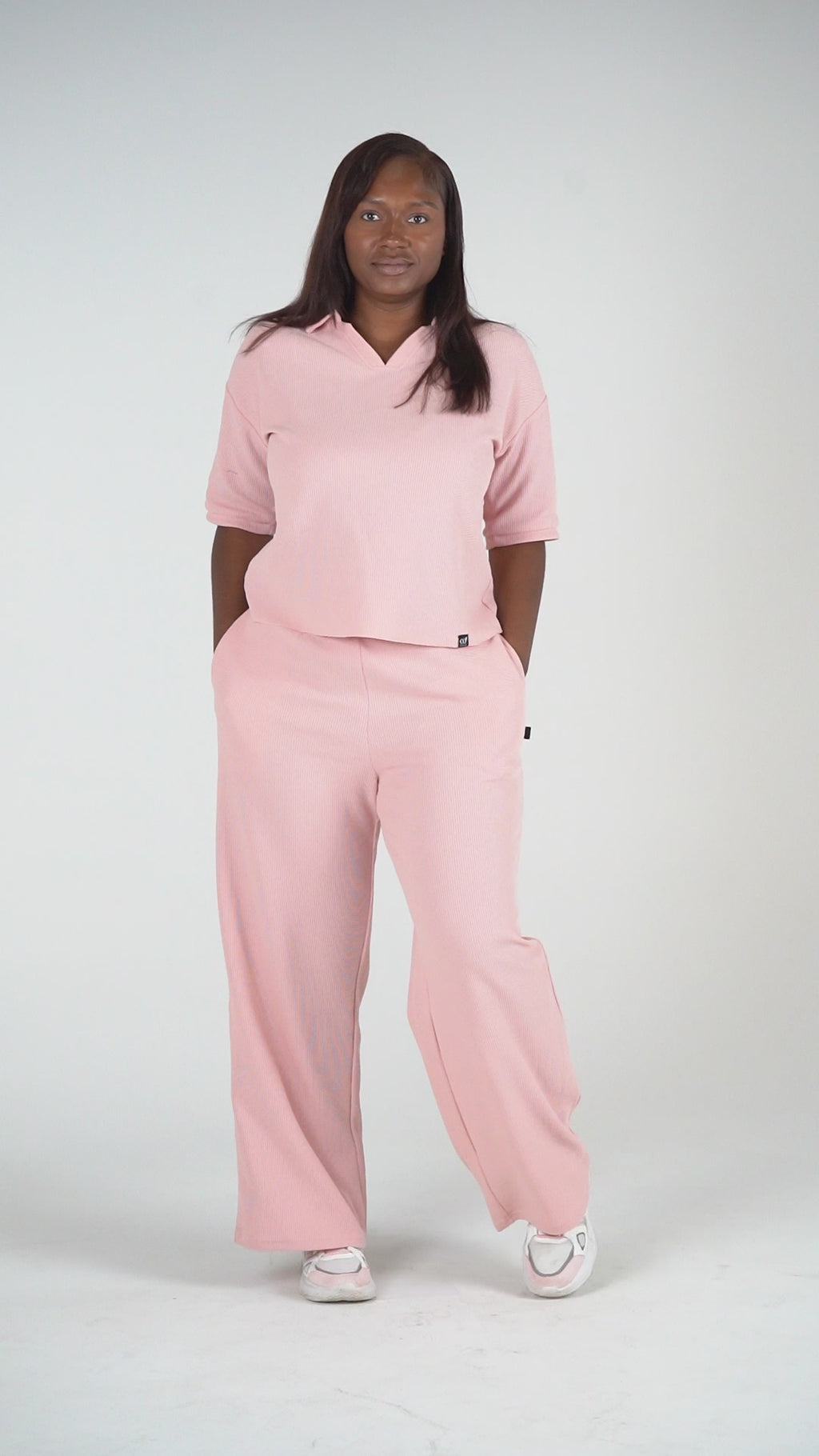 V-Neck Waffle Set